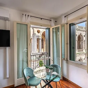 https://suite-palladiana-la-migliore-vista-di-vicenza.hotelinveneto.com