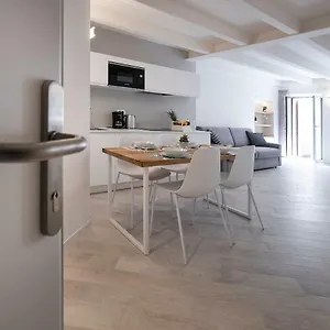 picalof-apartments.hotelinveneto.com/